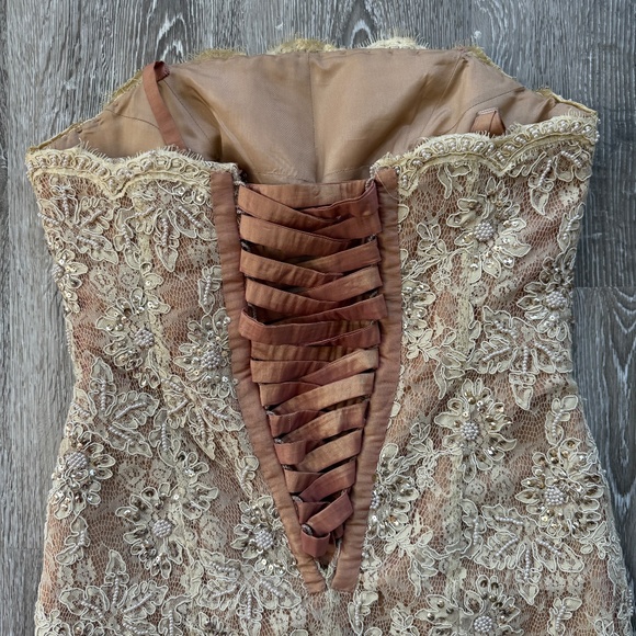 Absolutely Stunning Strapless Lace, Bead and Sequin Prom Formal - Picture 5 of 11